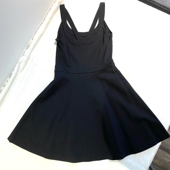 NWOT - Banana Republic LBD Black Mini Dress - Picture 4 of 6